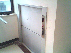 致敬团圆守护者，您的传菜梯维护指南已送达